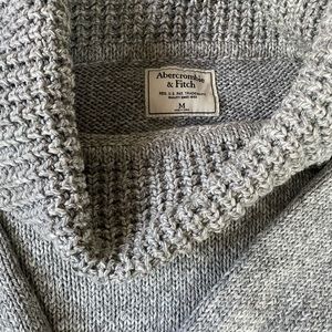 Abercrombie gray waffle mock neck sweater